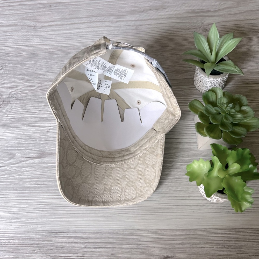 COACH peanuts snoopy signature hat NWT - Picture 10 of 14